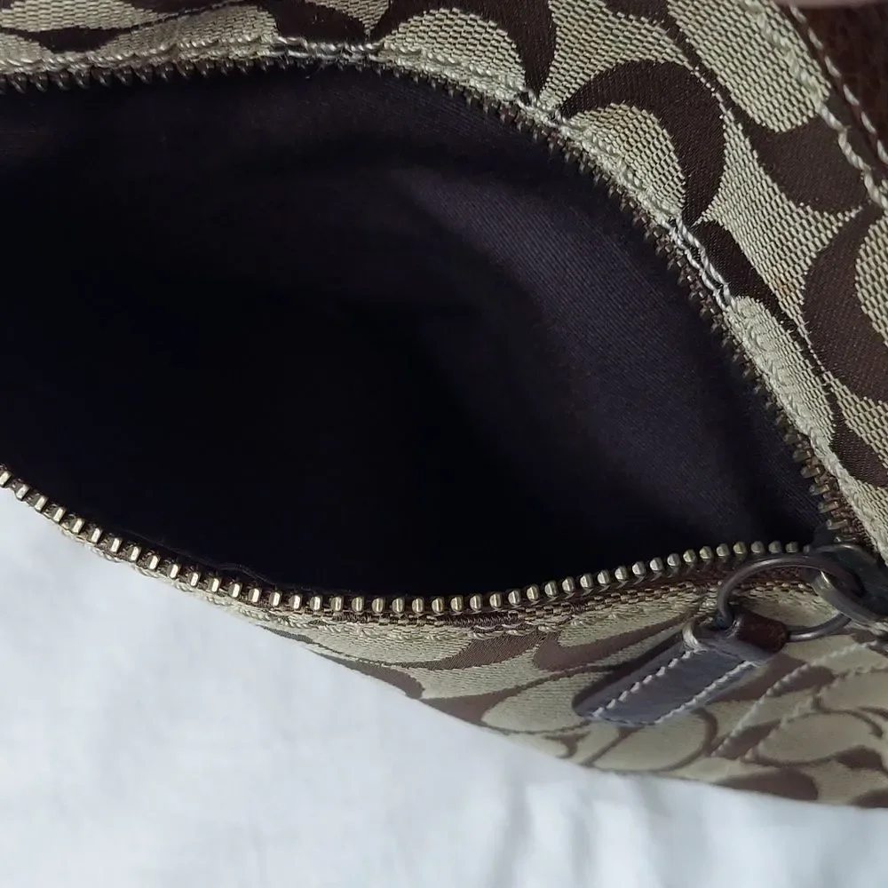 Vintage Coach Signature C Monogram Crossbody Bag - Picture 12 of 16